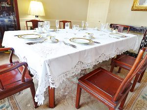 Rectangular Tablecloth. Princess Battenburg with Napkins